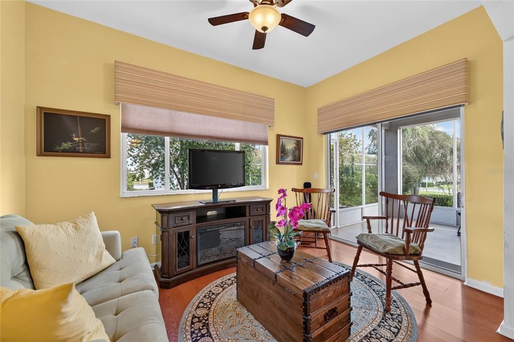 For Sale: $268,000 (3 beds, 2 baths, 1640 Square Feet)