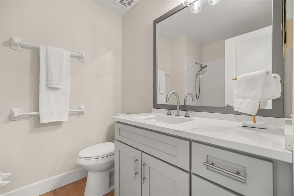 For Sale: $420,000 (3 beds, 2 baths, 1712 Square Feet)