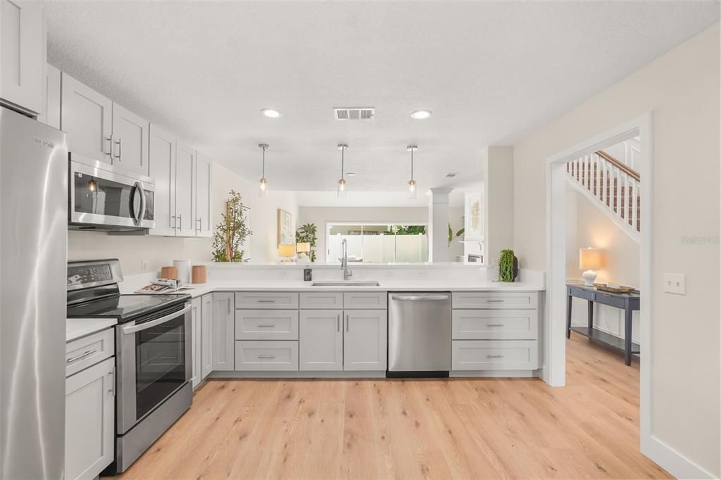 For Sale: $420,000 (3 beds, 2 baths, 1712 Square Feet)