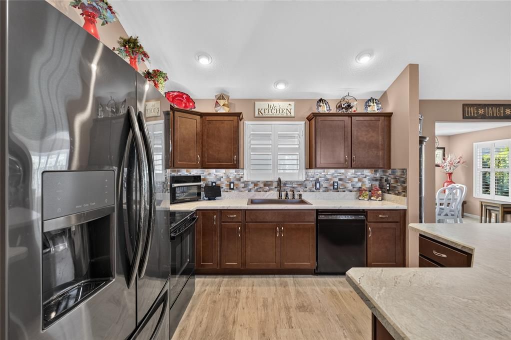 En Venta: $430,000 (3 camas, 2 baños, 1776 Pies cuadrados)