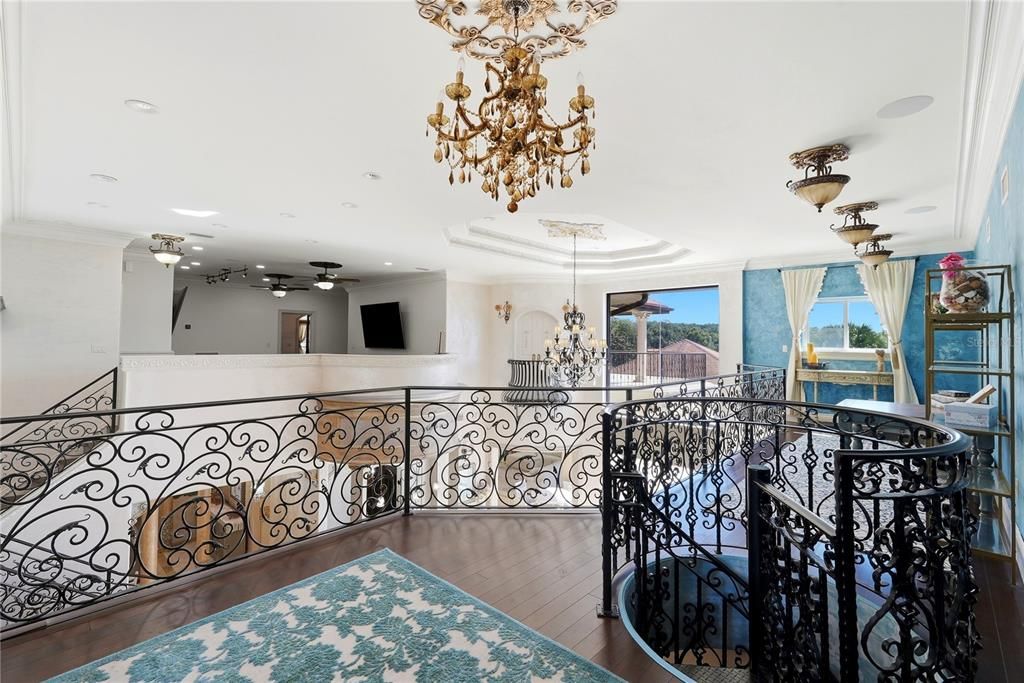 En Venta: $2,199,000 (4 camas, 4 baños, 5650 Pies cuadrados)