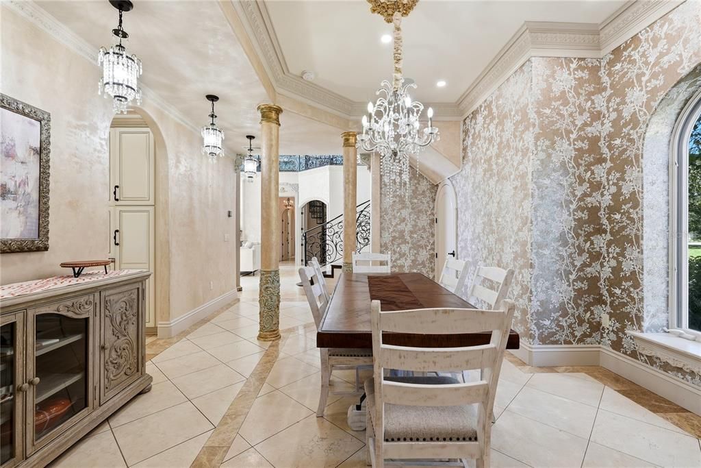 En Venta: $2,199,000 (4 camas, 4 baños, 5650 Pies cuadrados)