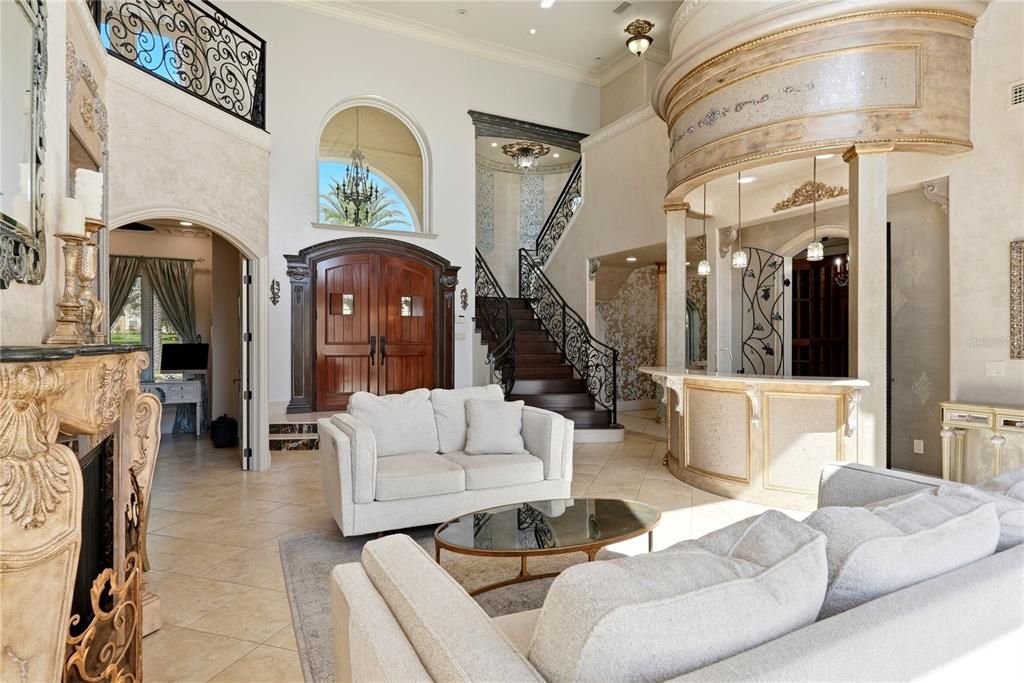 En Venta: $2,199,000 (4 camas, 4 baños, 5650 Pies cuadrados)