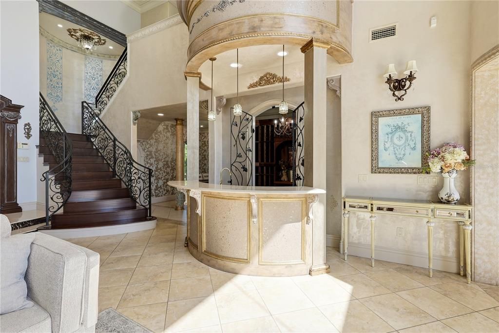 En Venta: $2,199,000 (4 camas, 4 baños, 5650 Pies cuadrados)