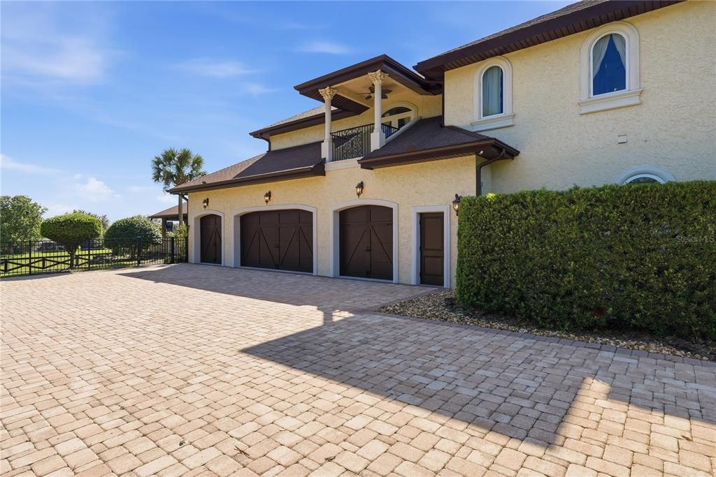 En Venta: $2,199,000 (4 camas, 4 baños, 5650 Pies cuadrados)