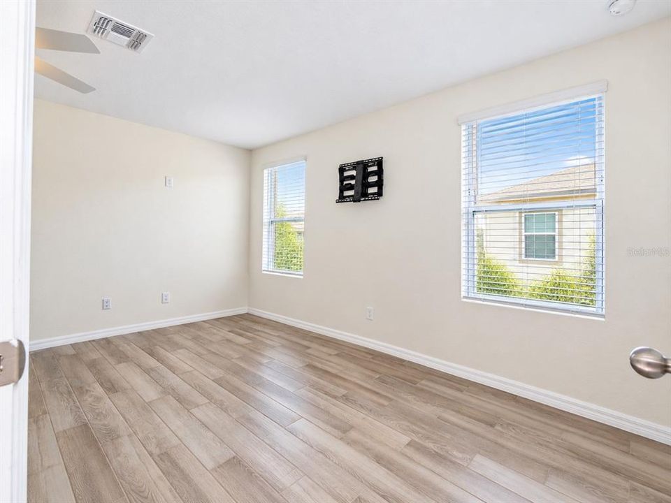 В аренду: $2,995 (3 спален, 3 ванн, 2167 Квадратных фут)