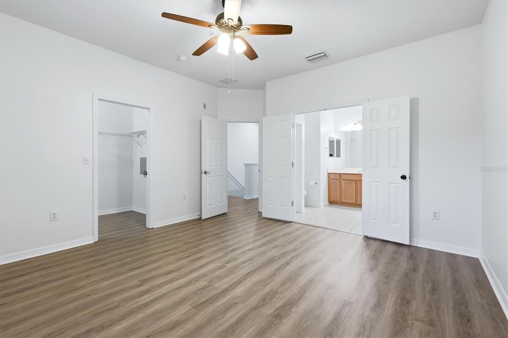 For Rent: $2,000 (3 beds, 2 baths, 1776 Square Feet)