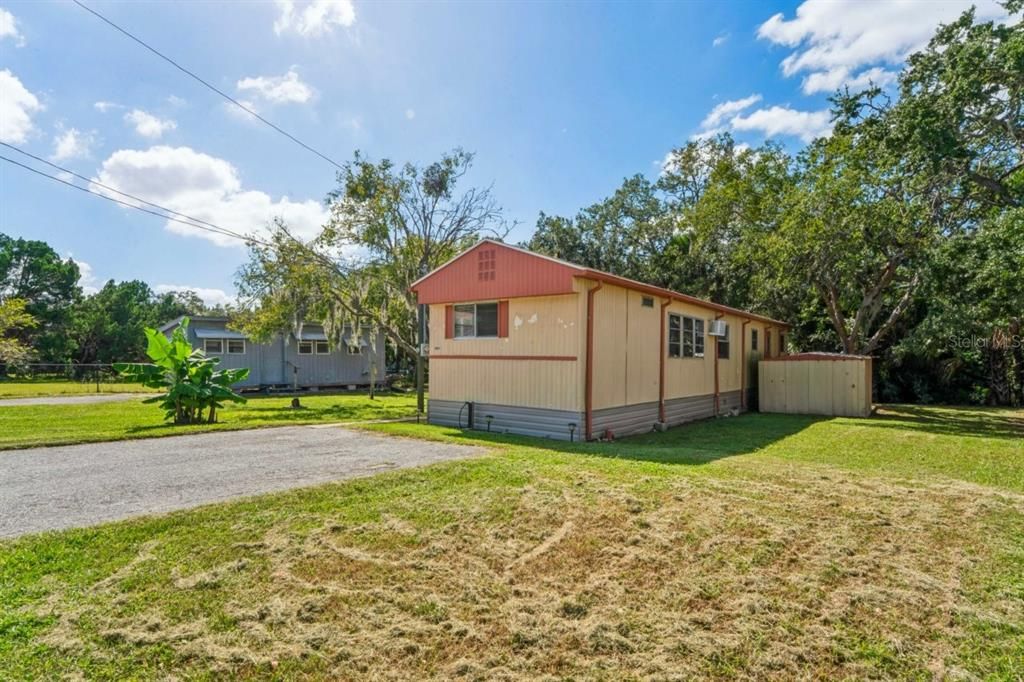 На продажу: $149,900 (3 спален, 1 ванн, 672 Квадратных фут)