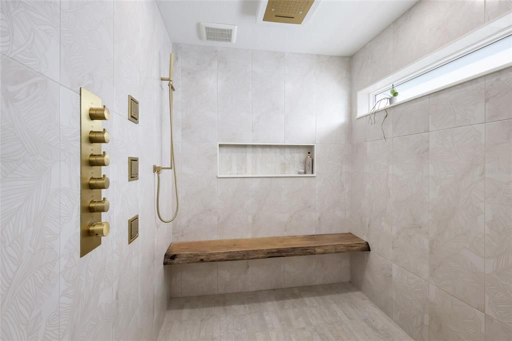 На продажу: $999,000 (4 спален, 3 ванн, 2092 Квадратных фут)