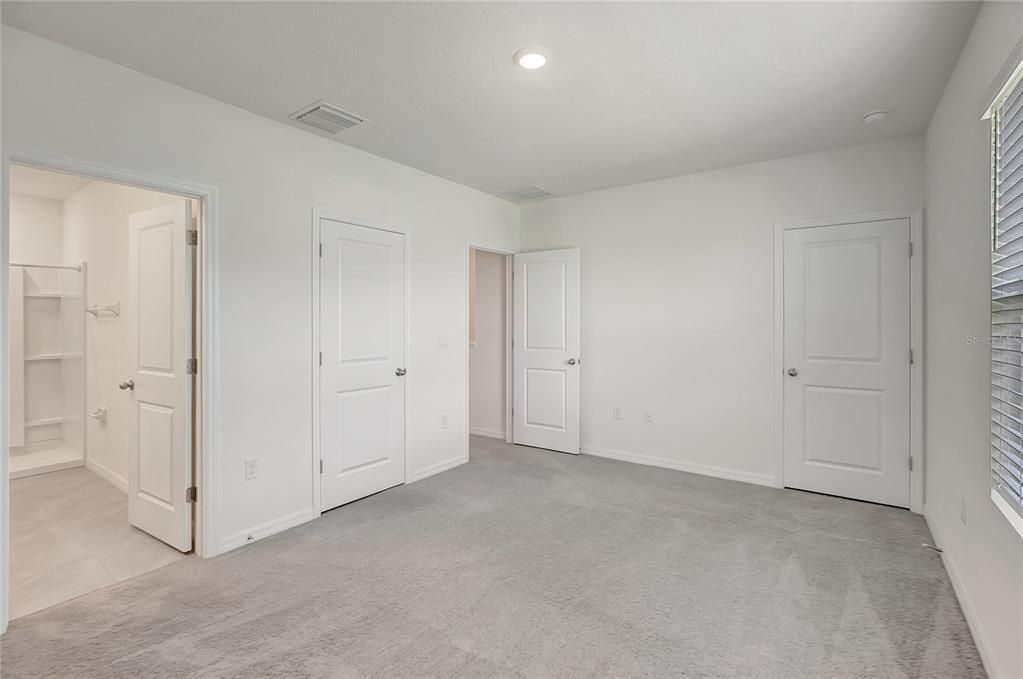 For Sale: $265,000 (3 beds, 2 baths, 1673 Square Feet)