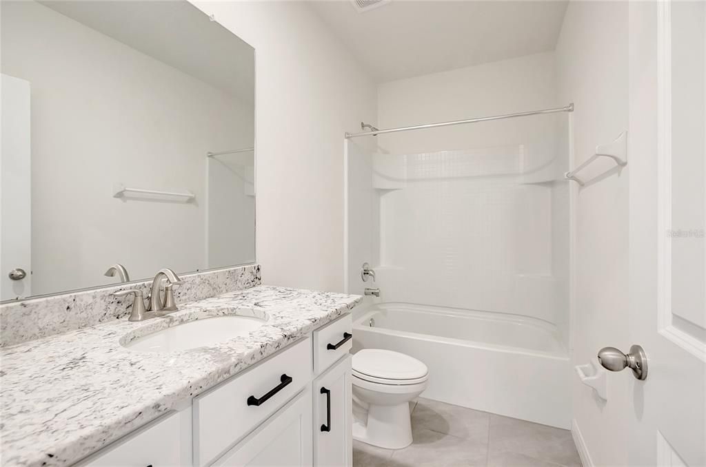 For Sale: $265,000 (3 beds, 2 baths, 1673 Square Feet)