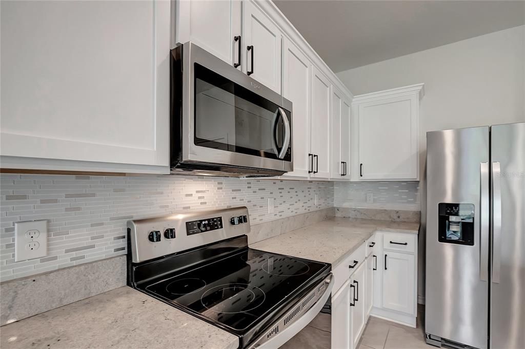 For Sale: $265,000 (3 beds, 2 baths, 1673 Square Feet)