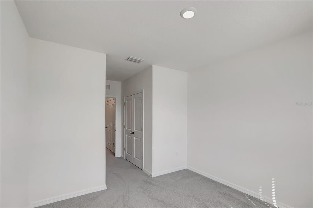 For Sale: $265,000 (3 beds, 2 baths, 1673 Square Feet)