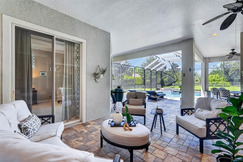 For Sale: $1,100,000 (4 beds, 4 baths, 3887 Square Feet)