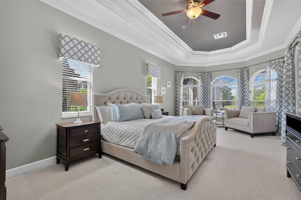 For Sale: $1,100,000 (4 beds, 4 baths, 3887 Square Feet)