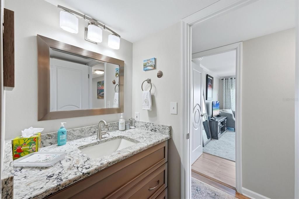 For Sale: $1,075,000 (2 beds, 2 baths, 1275 Square Feet)