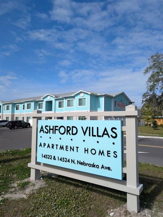 For Rent: $1,899 (3 beds, 2 baths, 1208 Square Feet)