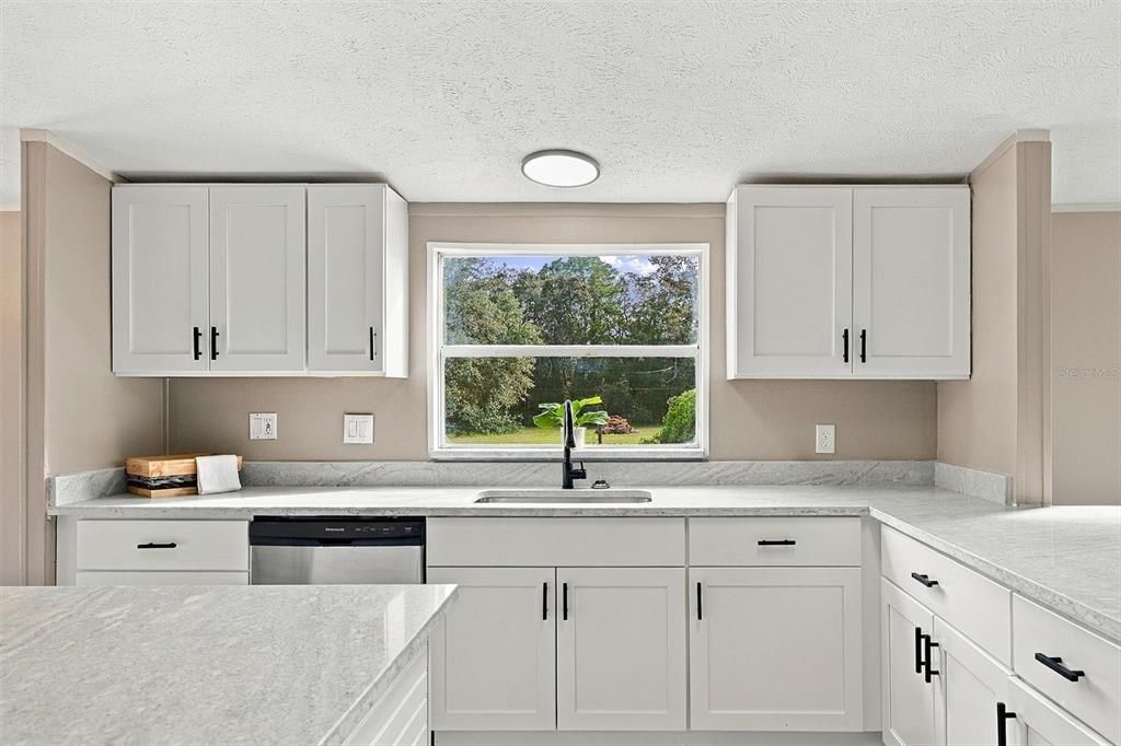 For Sale: $214,950 (4 beds, 2 baths, 2280 Square Feet)