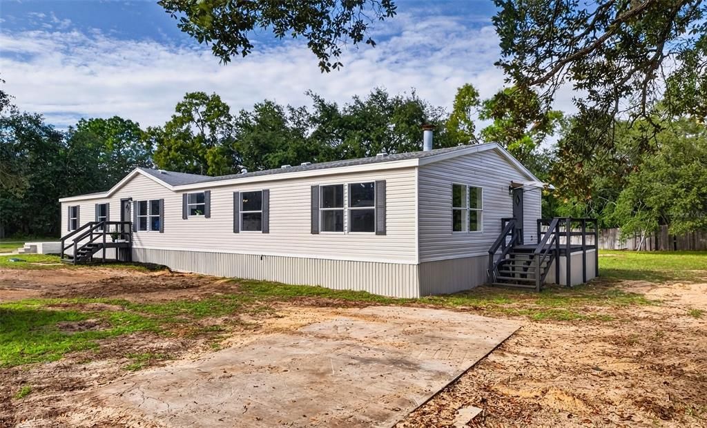 For Sale: $214,950 (4 beds, 2 baths, 2280 Square Feet)