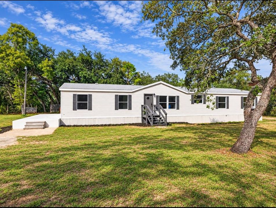 For Sale: $214,950 (4 beds, 2 baths, 2280 Square Feet)