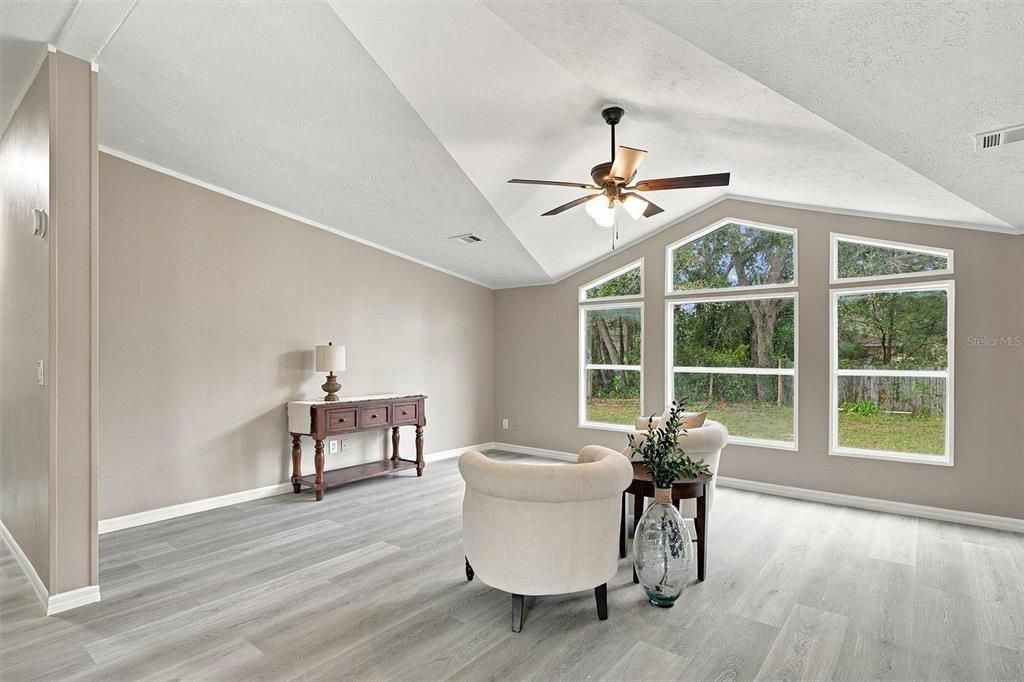 For Sale: $214,950 (4 beds, 2 baths, 2280 Square Feet)