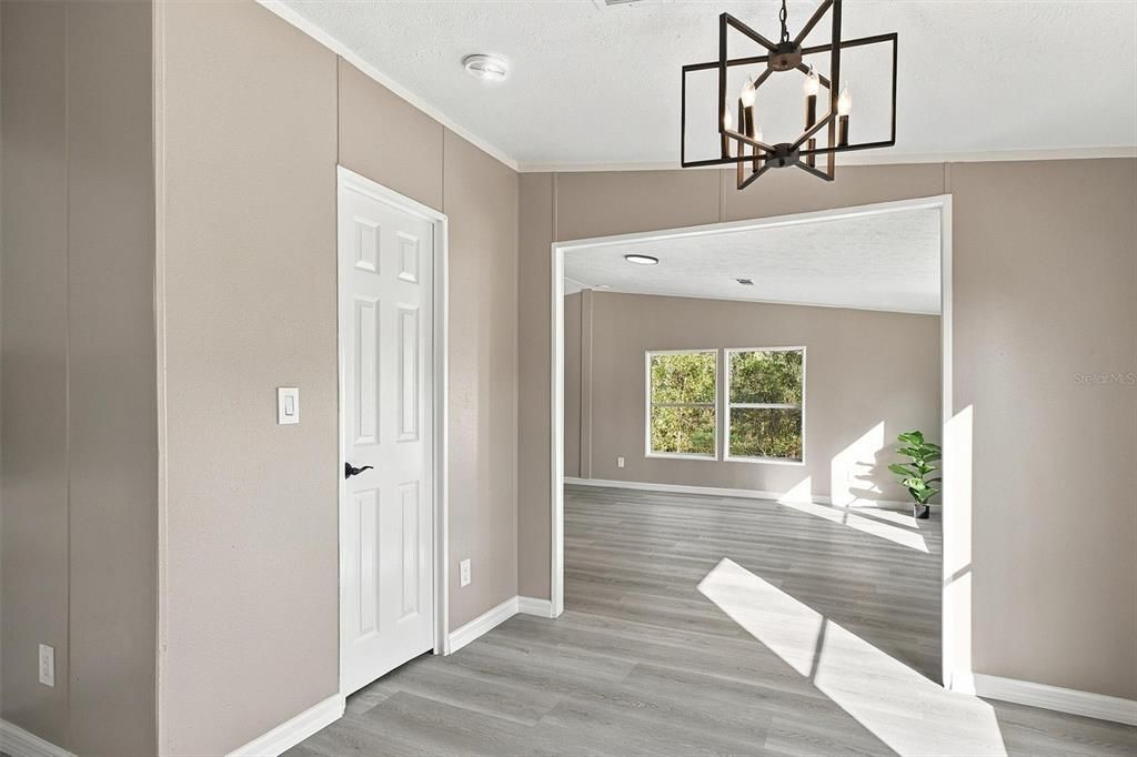 For Sale: $214,950 (4 beds, 2 baths, 2280 Square Feet)