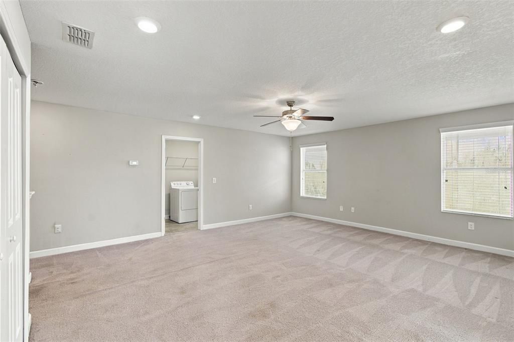 For Sale: $410,000 (4 beds, 2 baths, 2974 Square Feet)