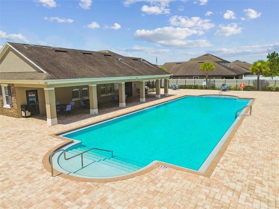 For Sale: $410,000 (4 beds, 2 baths, 2974 Square Feet)