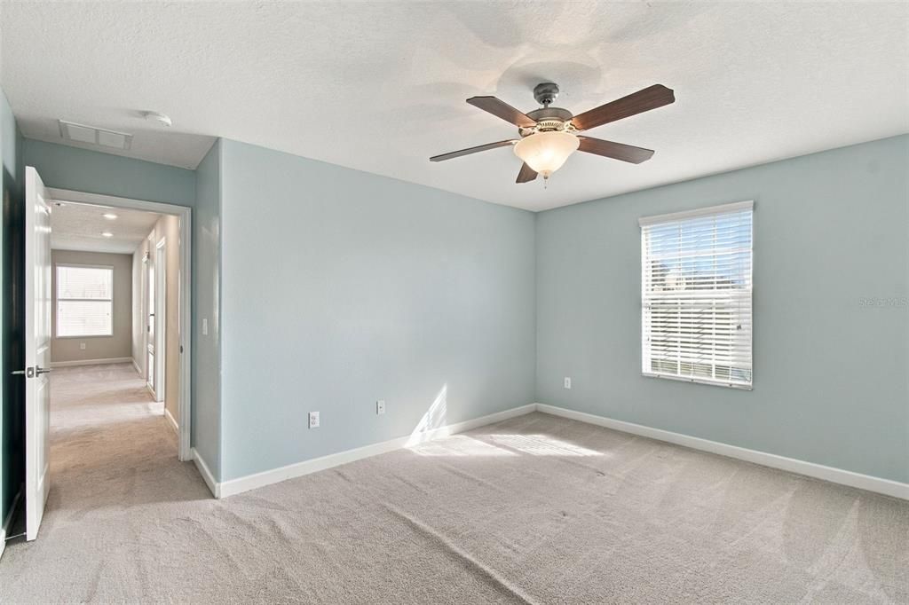 For Sale: $410,000 (4 beds, 2 baths, 2974 Square Feet)