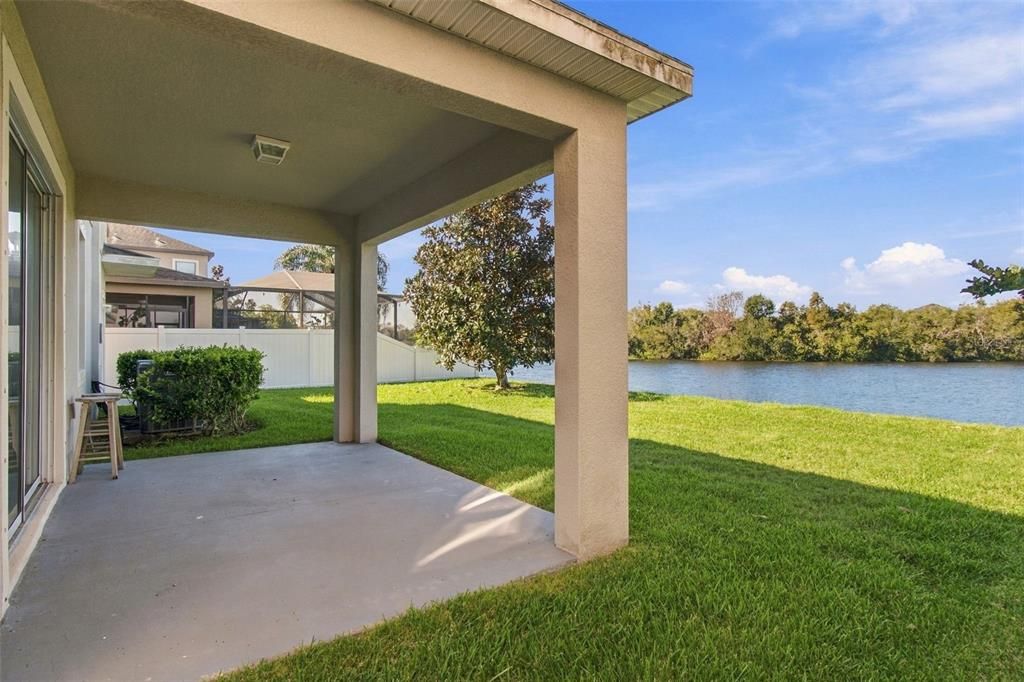 For Sale: $410,000 (4 beds, 2 baths, 2974 Square Feet)