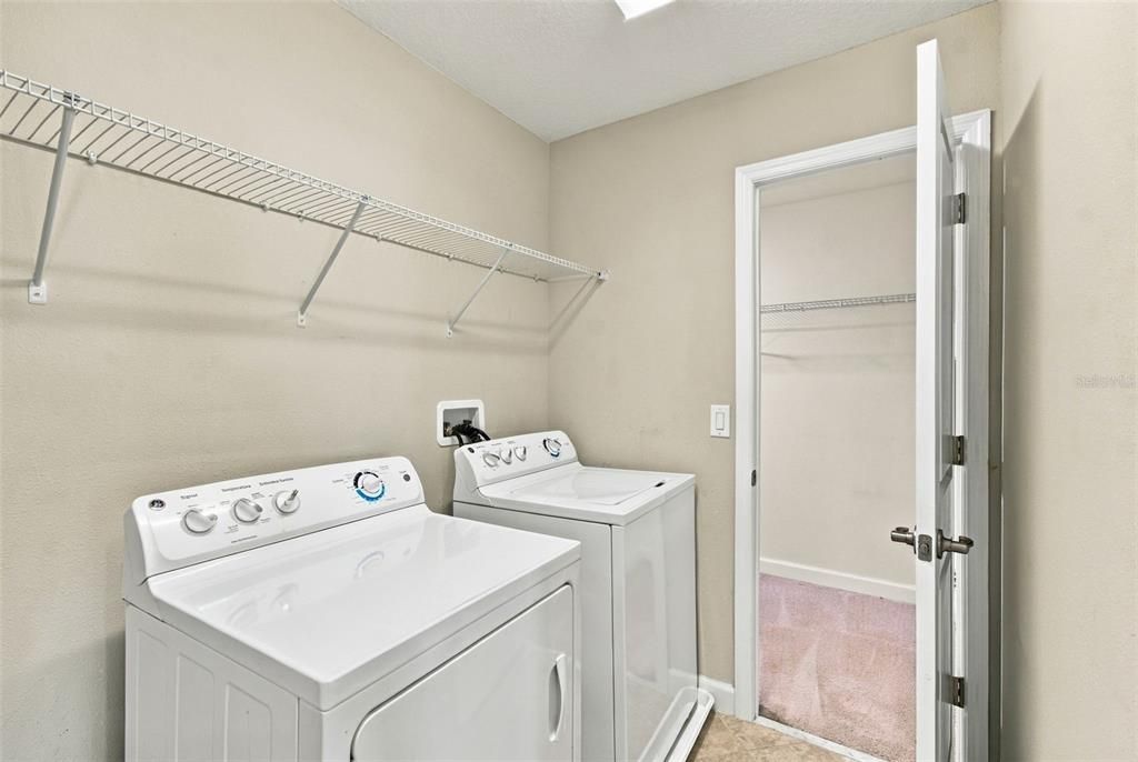 For Sale: $410,000 (4 beds, 2 baths, 2974 Square Feet)