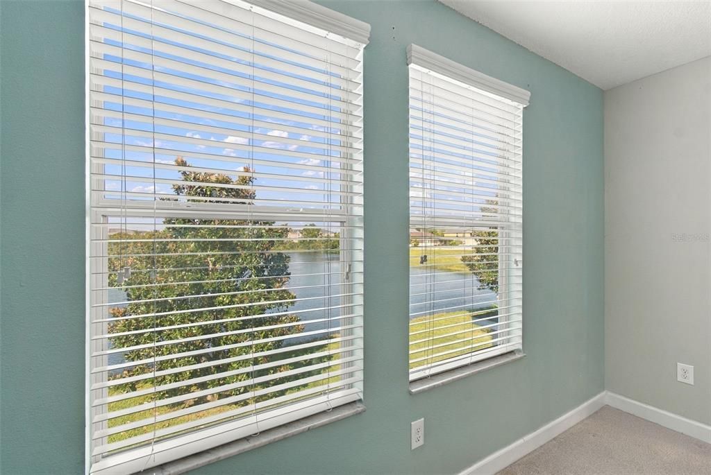 For Sale: $410,000 (4 beds, 2 baths, 2974 Square Feet)
