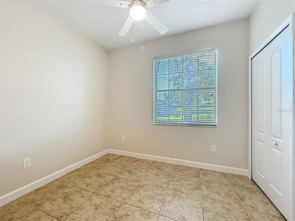 For Rent: $2,400 (3 beds, 2 baths, 1672 Square Feet)