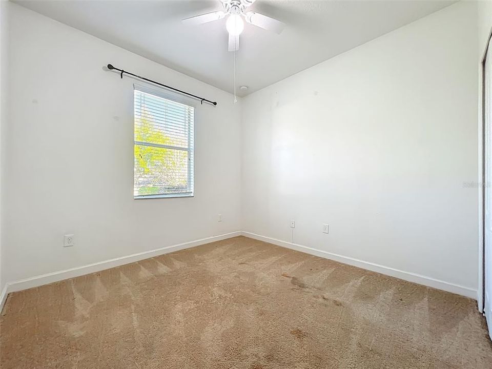 For Rent: $2,400 (3 beds, 2 baths, 1672 Square Feet)