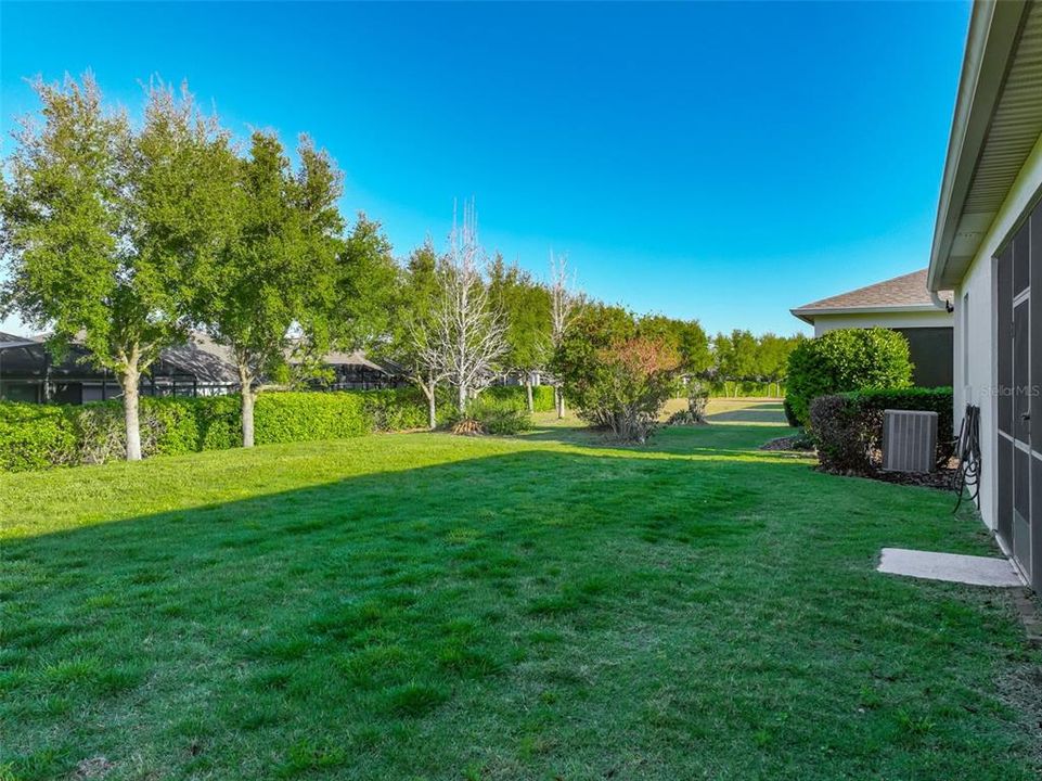 For Rent: $2,400 (3 beds, 2 baths, 1672 Square Feet)