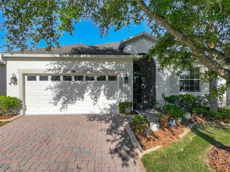 For Rent: $2,400 (3 beds, 2 baths, 1672 Square Feet)