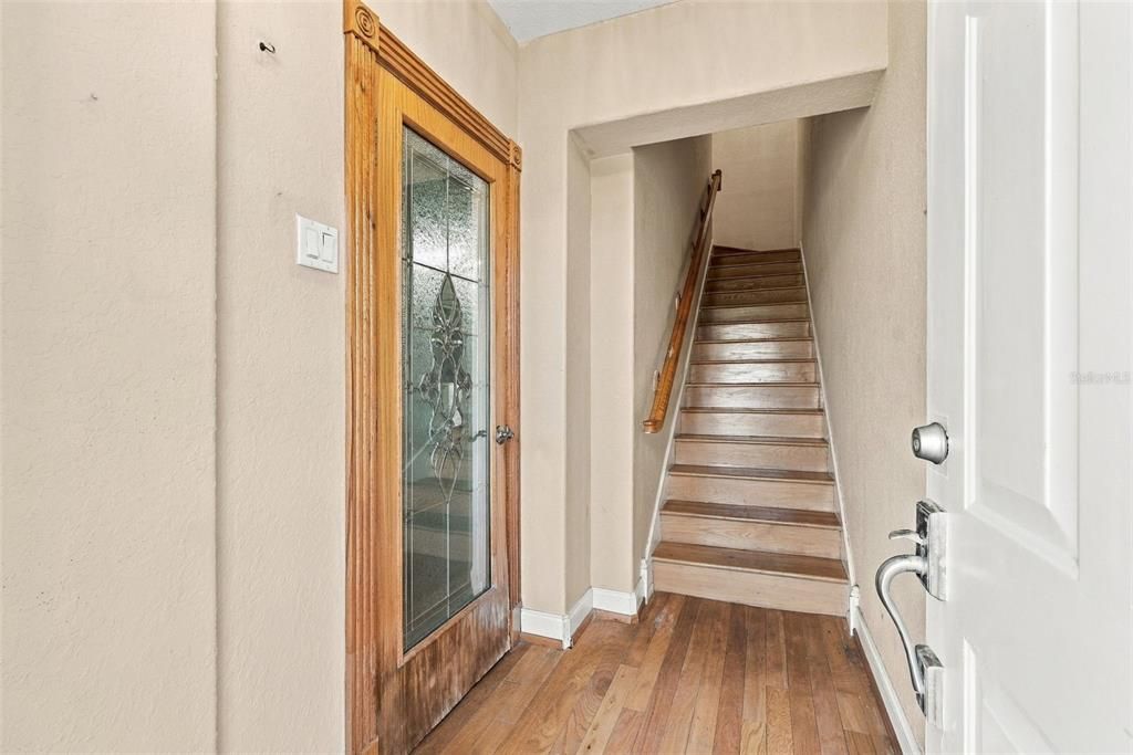 En Venta: $895,000 (3 camas, 3 baños, 2800 Pies cuadrados)
