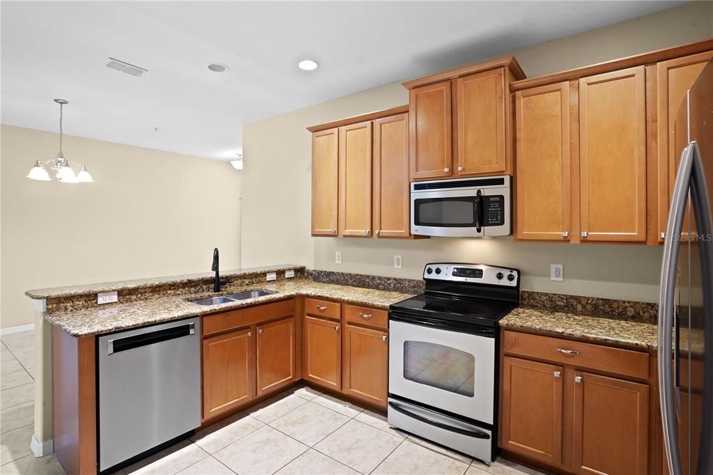 For Sale: $375,000 (3 beds, 2 baths, 1734 Square Feet)