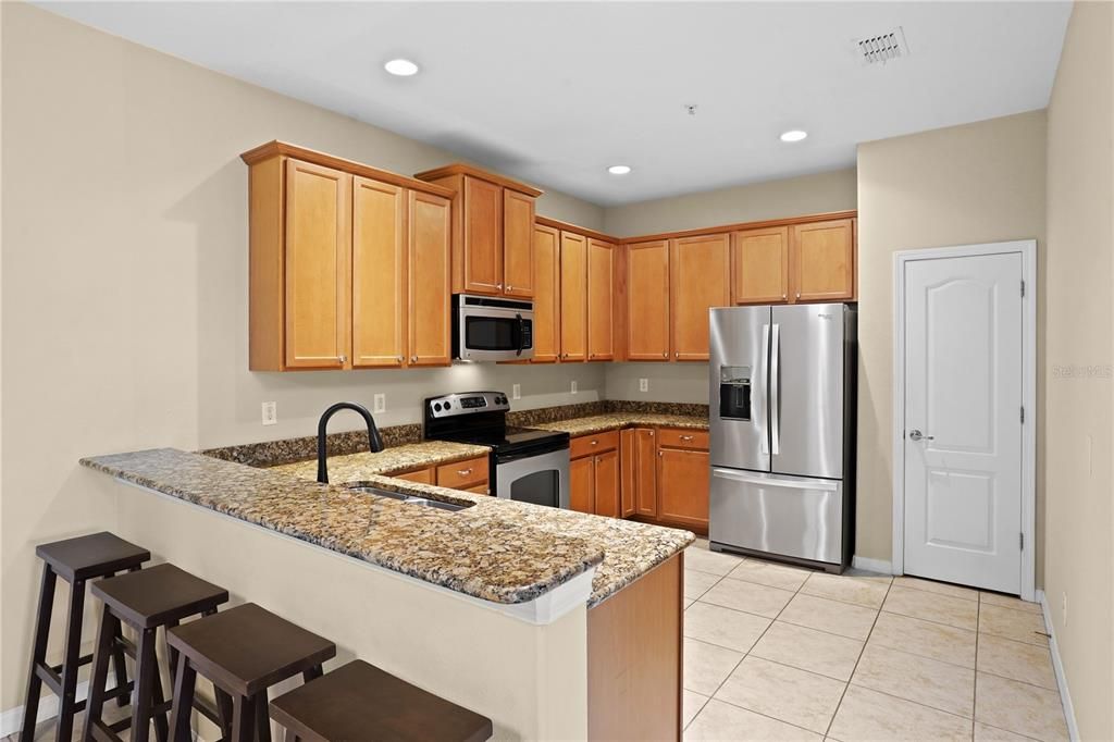 For Sale: $375,000 (3 beds, 2 baths, 1734 Square Feet)