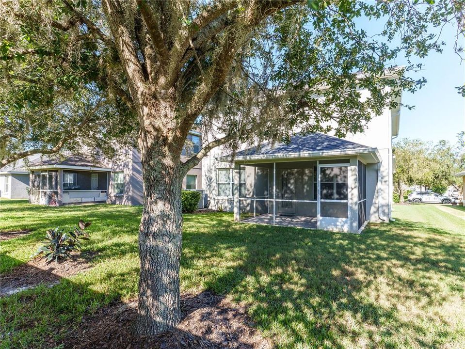 For Sale: $415,000 (4 beds, 2 baths, 2500 Square Feet)