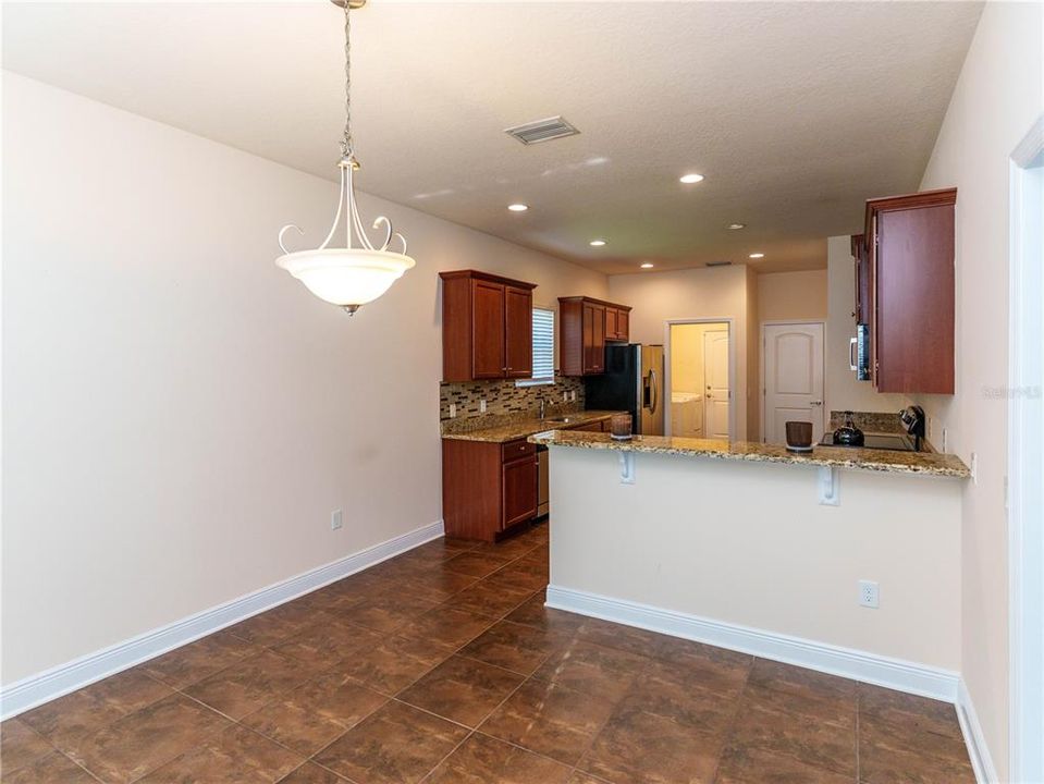 For Sale: $415,000 (4 beds, 2 baths, 2500 Square Feet)