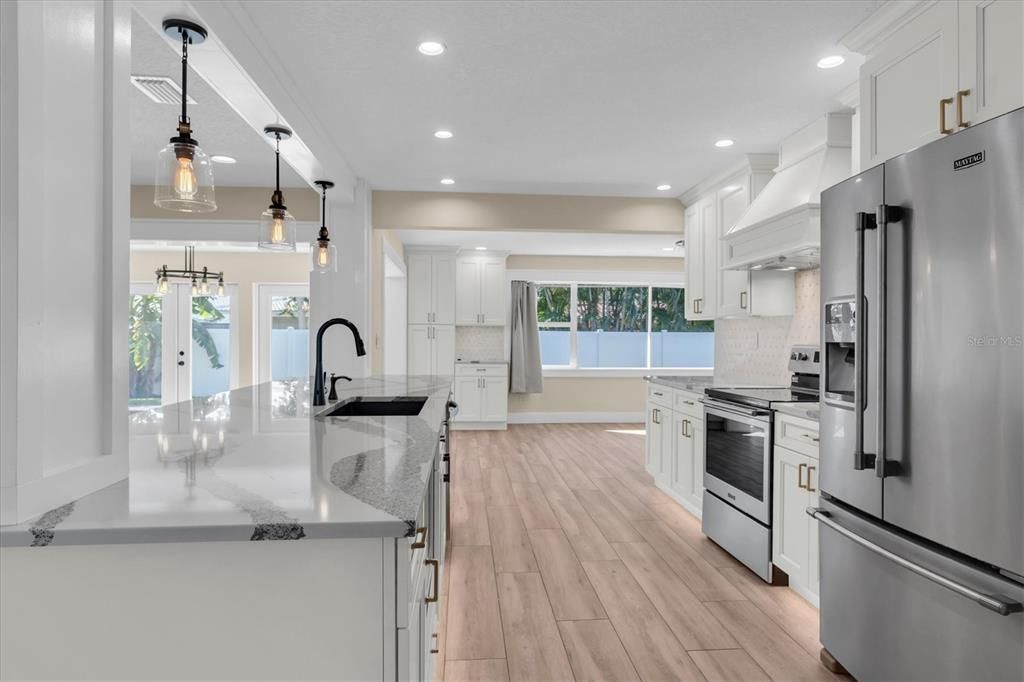 For Sale: $795,000 (4 beds, 2 baths, 2085 Square Feet)