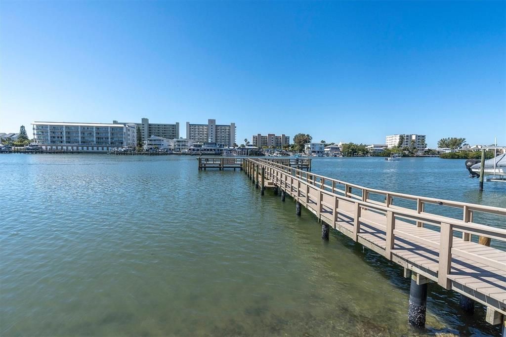 For Sale: $795,000 (4 beds, 2 baths, 2085 Square Feet)