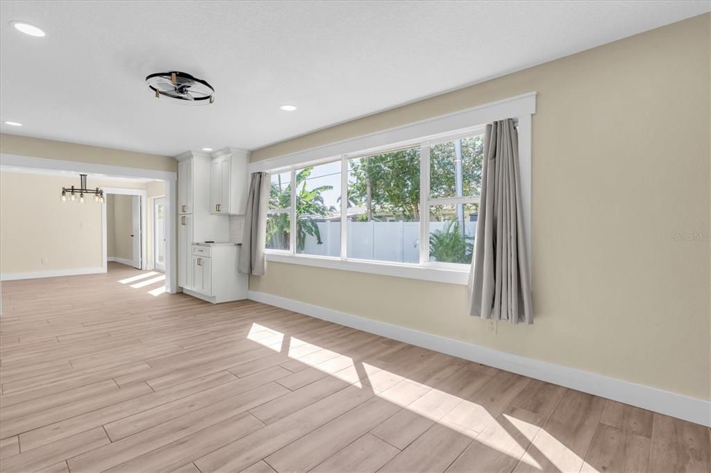 For Sale: $795,000 (4 beds, 2 baths, 2085 Square Feet)