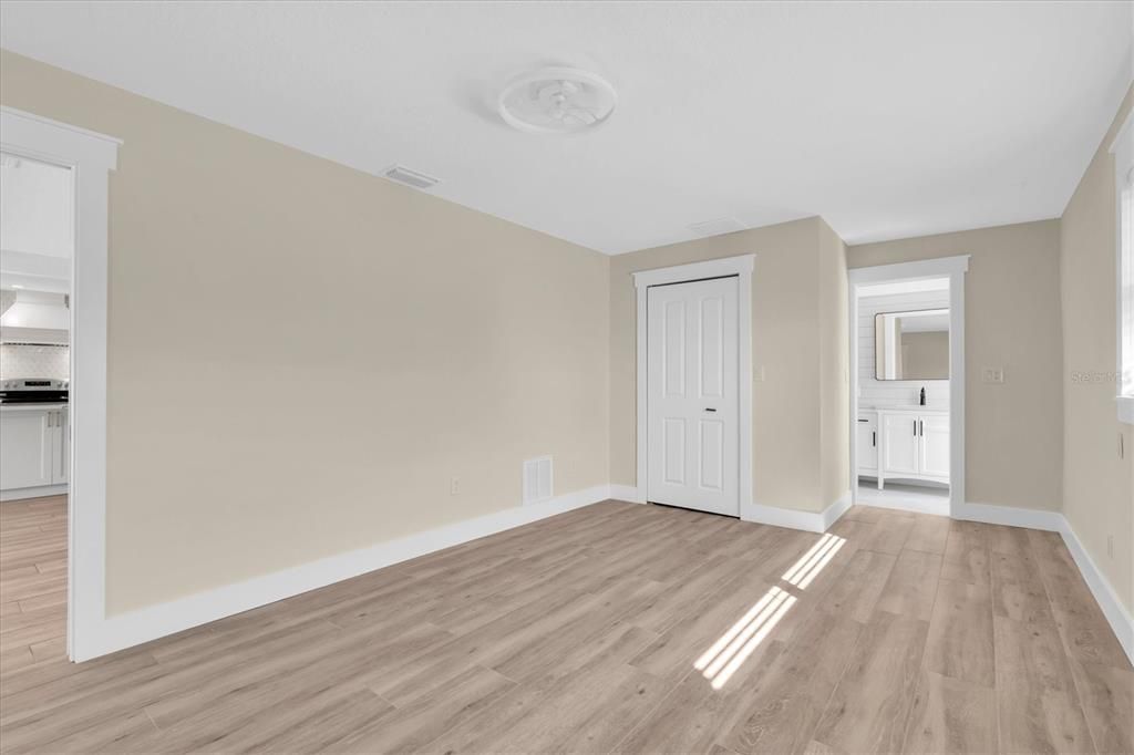 For Sale: $795,000 (4 beds, 2 baths, 2085 Square Feet)