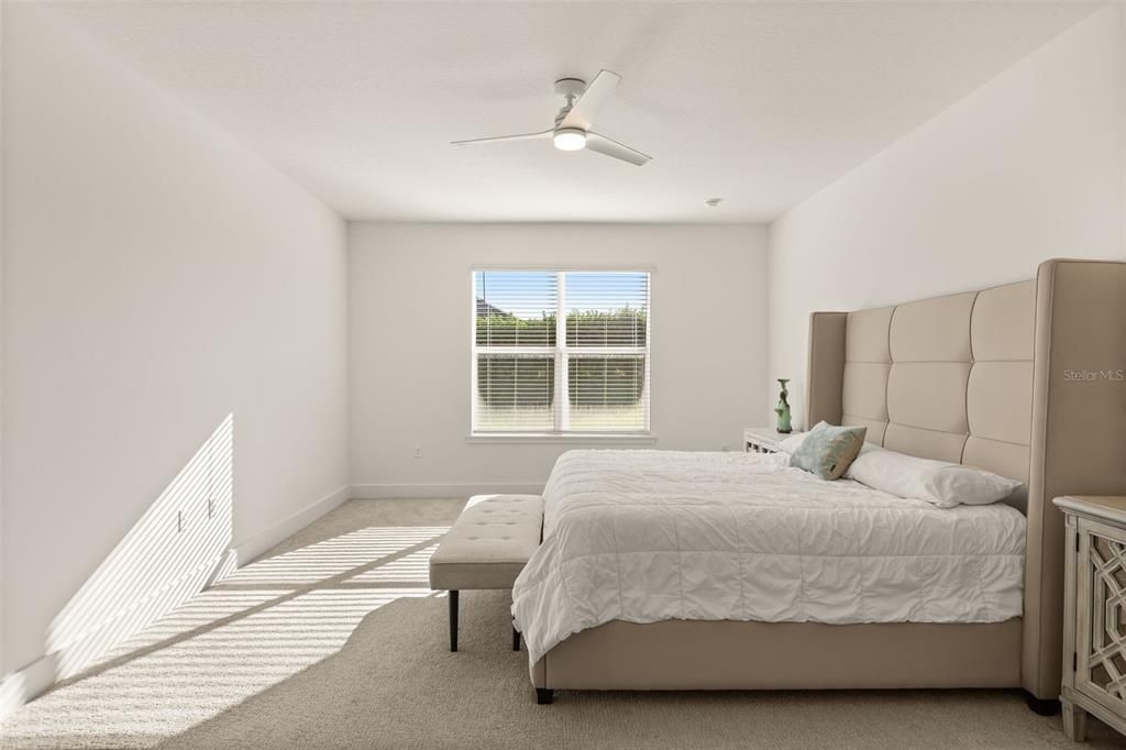 For Sale: $539,000 (3 beds, 3 baths, 2292 Square Feet)