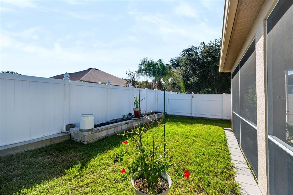 For Sale: $469,000 (4 beds, 2 baths, 2065 Square Feet)