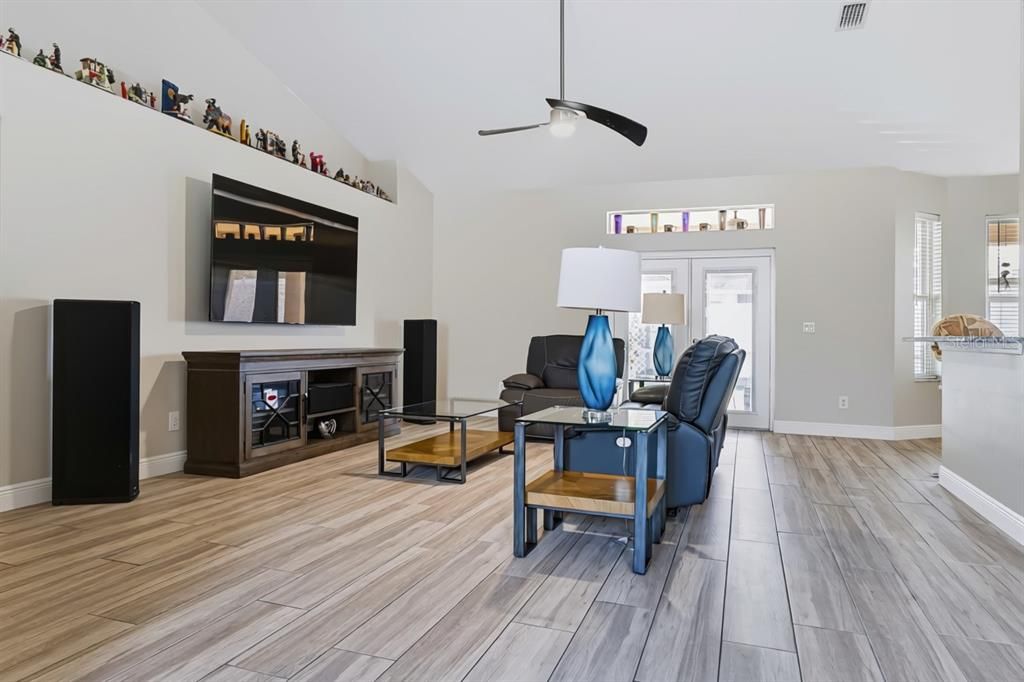 For Sale: $469,000 (4 beds, 2 baths, 2065 Square Feet)