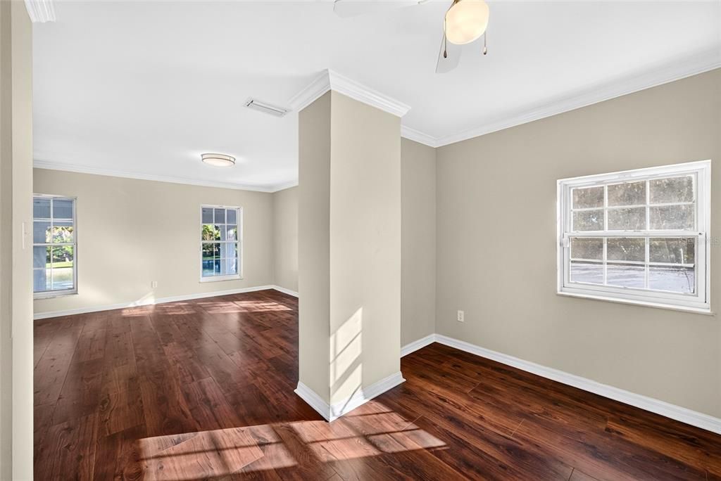 For Sale: $1,995,000 (5 beds, 4 baths, 12084 Square Feet)