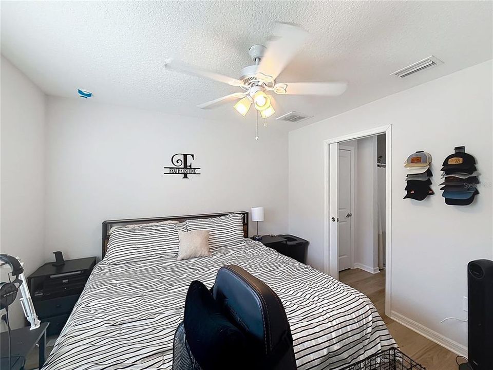 En Venta: $229,900 (3 camas, 2 baños, 1017 Pies cuadrados)